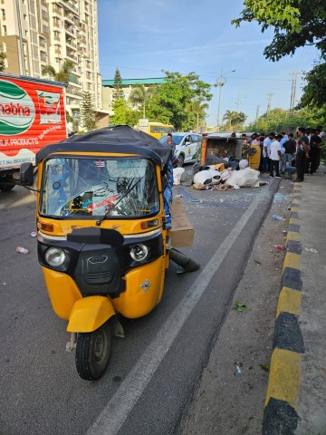 Picture of the wreckage from the accident